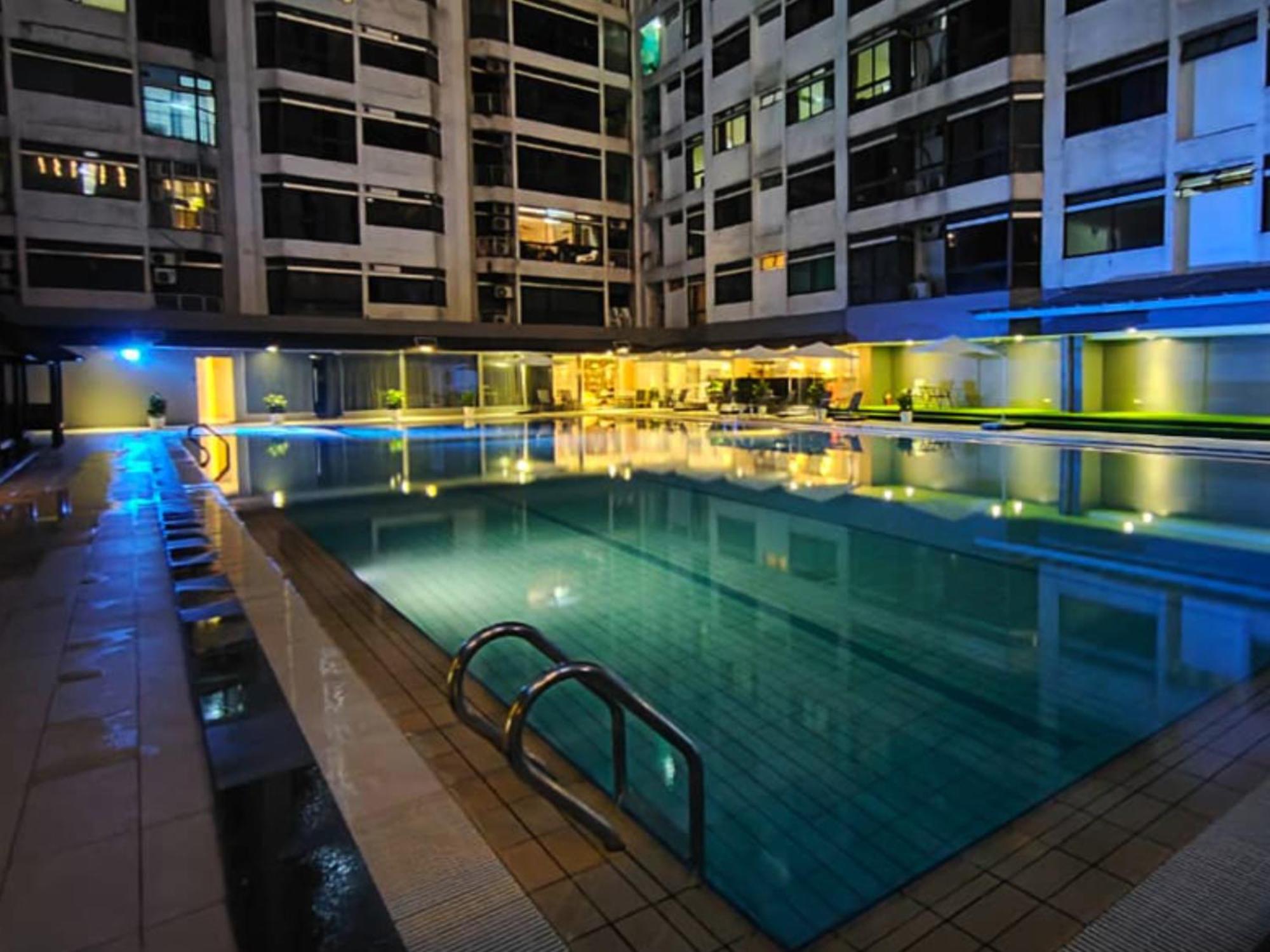 3r12pax Fahrenheit88 A - Opposite Pavilion Kl Bukit Bintang Trx Kaite * Kuala Lumpur